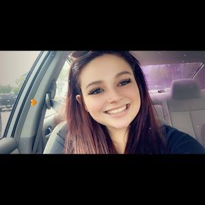 Meet your Posher, Harmony